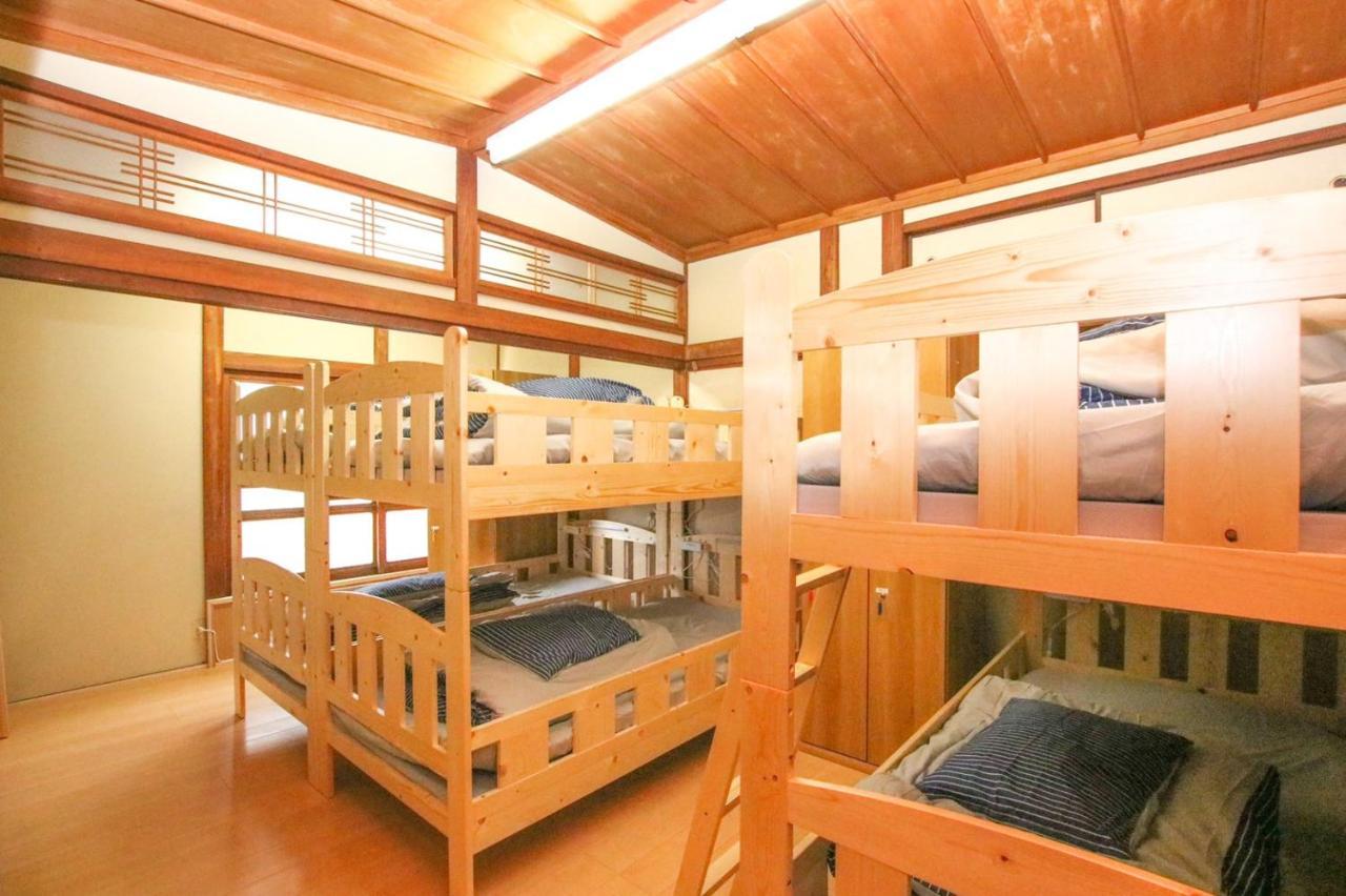 Guesthouse Omoya--全個室--囲炉裏のぬくもりと共にグループの絆を深める古民家宿でゆっくりとした時間を-6名部屋-6名部屋-8名部屋--最大20名-ペット同伴可は一室のみ- Matsuyama  Bagian luar foto