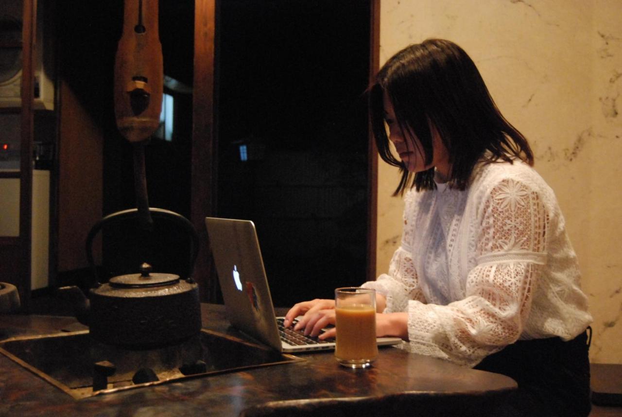 Guesthouse Omoya--全個室--囲炉裏のぬくもりと共にグループの絆を深める古民家宿でゆっくりとした時間を-6名部屋-6名部屋-8名部屋--最大20名-ペット同伴可は一室のみ- Matsuyama  Bagian luar foto
